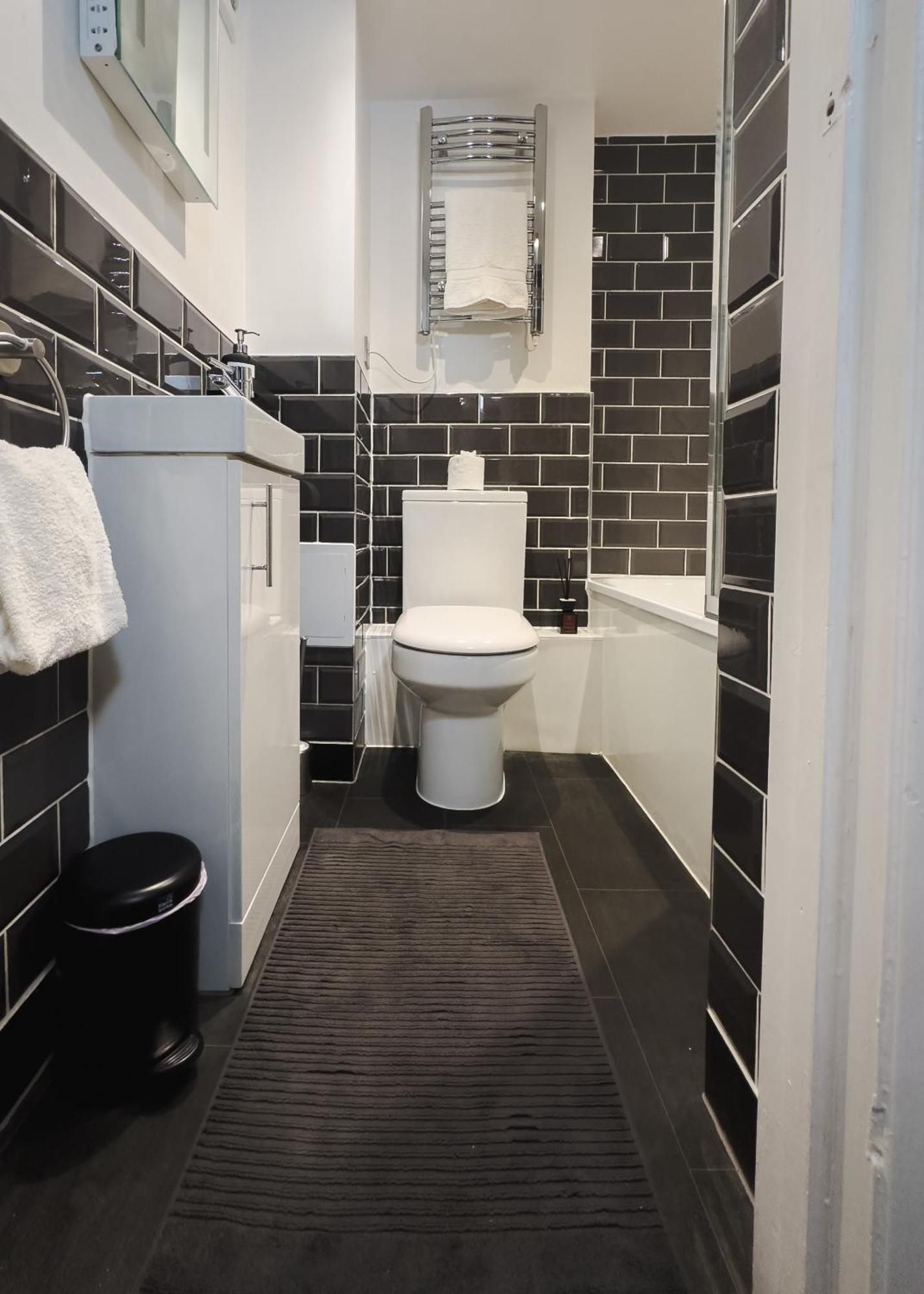 Windsor Court Apartment *