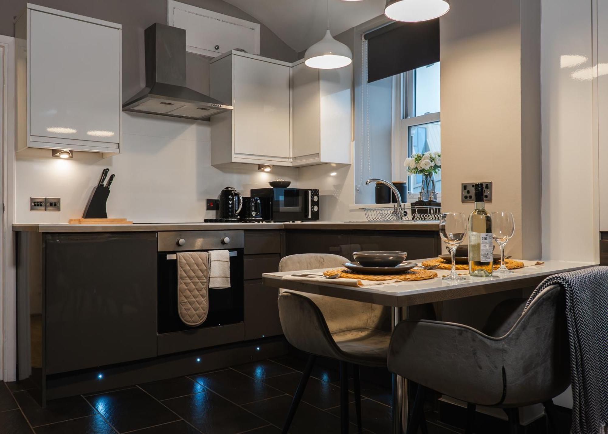 Windsor Court Apartment